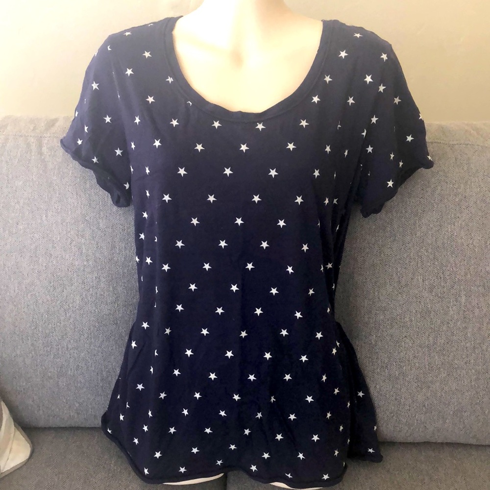 EUC Gap Star ⭐️ Print Women’s T Shirt ✨ Medium ✨ $38